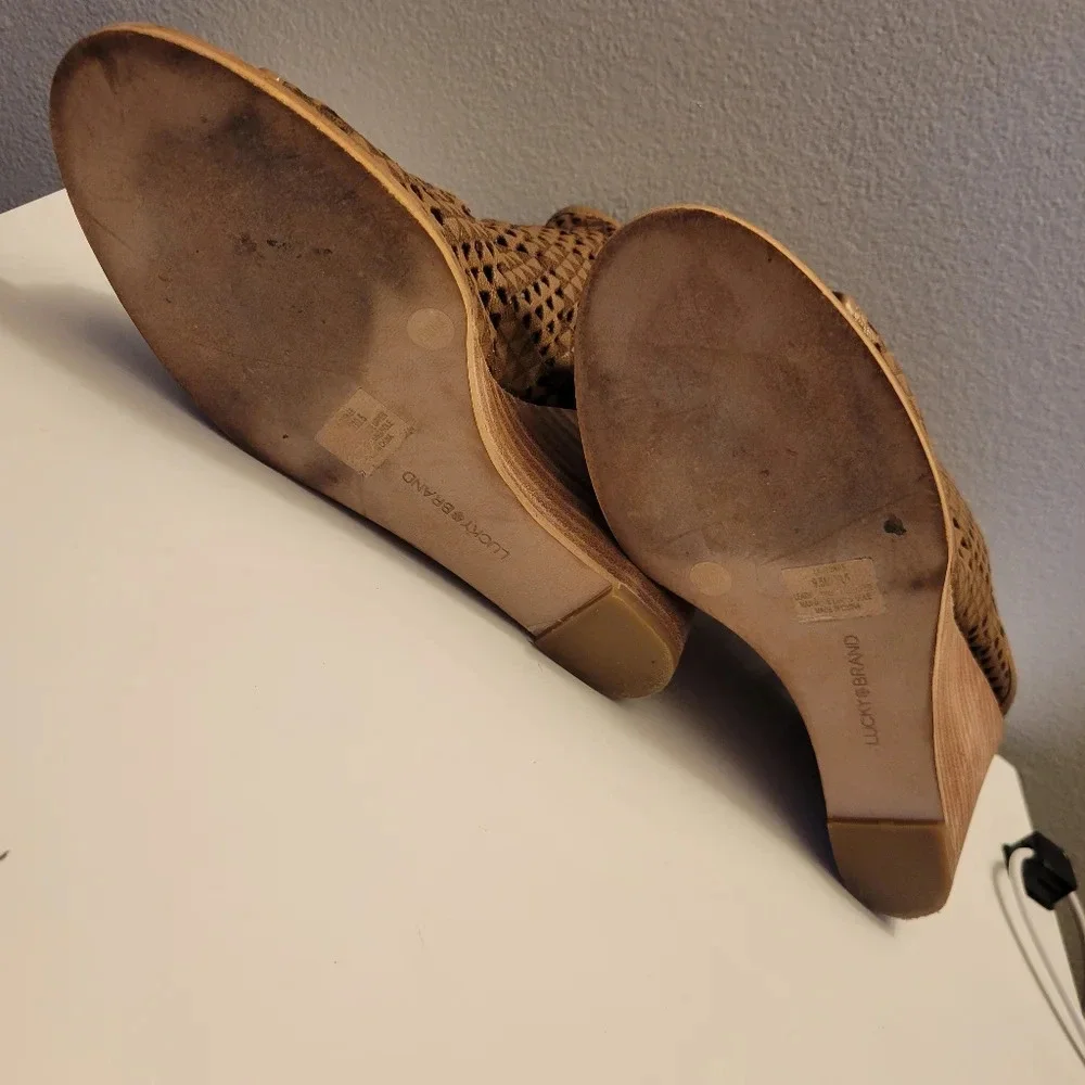 Lucky Brand Riskee Wedge Sandal